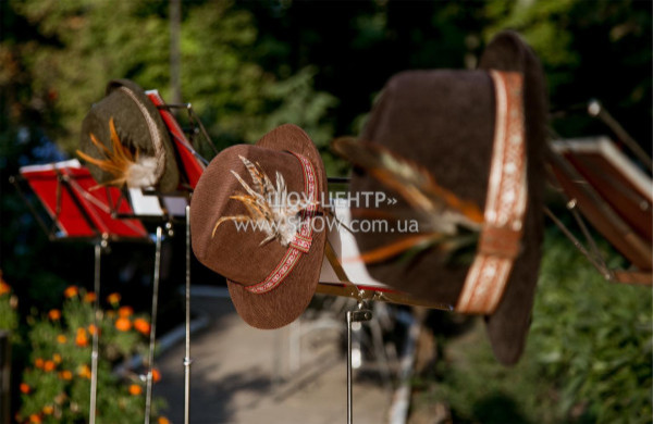 PRESENTATIONS / go to section…