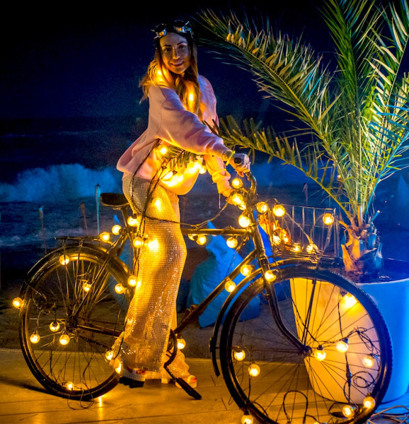 EMOTIONAL TEAMBUILDING & TRAININGS / ideas / options / implementation / go to section…