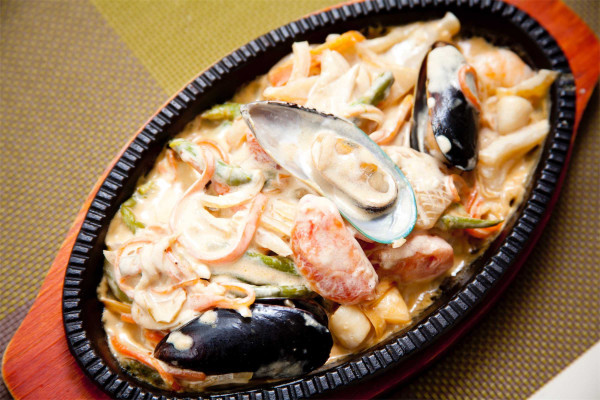 Park cafe "EVENT cafe" (Odesa) / go to section…