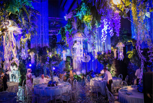 CORPORATE events and PARTIES / go to section…