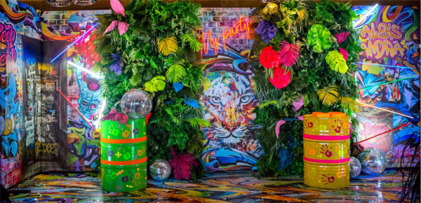 EMOTIONAL TEAMBUILDING & TRAININGS / ideas / options / implementation / go to section…