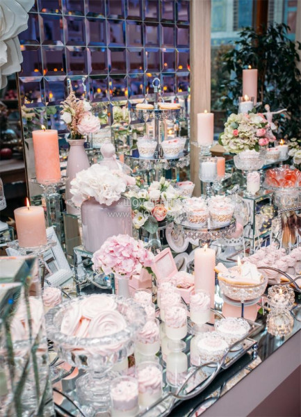 CHILDREN'S PARTIES / go to section…