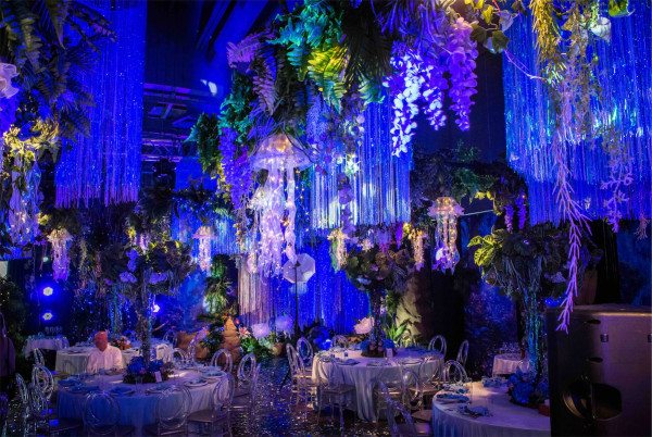 CORPORATE events and PARTIES / go to section…