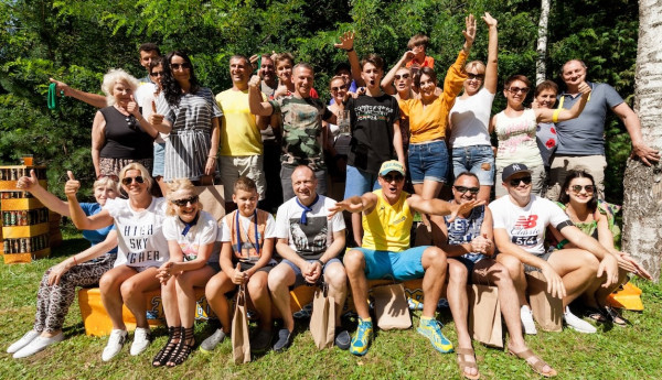 EMOTIONAL TEAMBUILDING & TRAININGS / ideas / options / implementation / go to section…