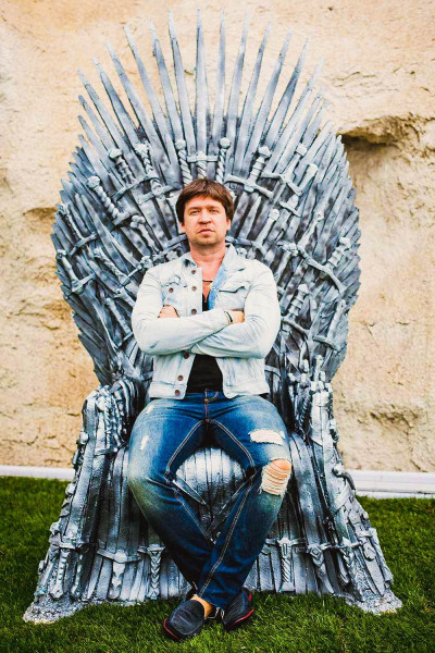 EMOTIONAL TEAMBUILDING & TRAININGS / ideas / options / implementation / go to section…