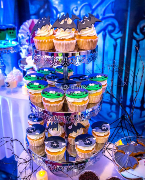 CHILDREN'S PARTIES / go to section…