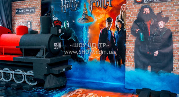 CHILDREN'S PARTIES / go to section…