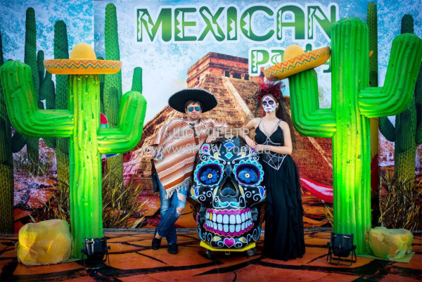 CORPORATE events and PARTIES / go to section…